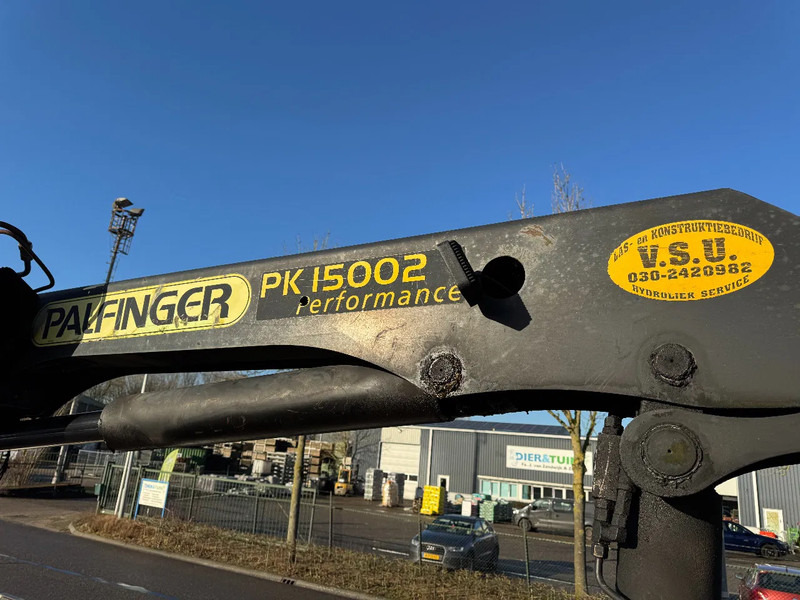 Camião de caixa aberta/ Plataforma, Caminhão grua Volvo FM 12.340 6X2 - EURO 3 + PALFINGER PK15002 + LIFT/STEERING AXLE: foto 10 Camião de caixa aberta/ Plataforma, Caminhão grua Volvo FM 12.340 6X2 - EURO 3 + PALFINGER PK15002 + LIFT/STEERING AXLE: foto 10