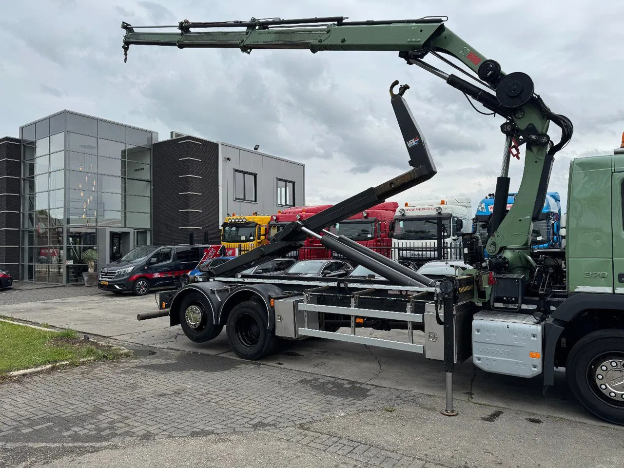 Volvo FM 370 6X2 VDL 21T HOOK + HIAB 211 + REMOTE CONT - Caminhão polibenne, Caminhão grua: foto 4 Volvo FM 370 6X2 VDL 21T HOOK + HIAB 211 + REMOTE CONT - Caminhão polibenne, Caminhão grua: foto 4