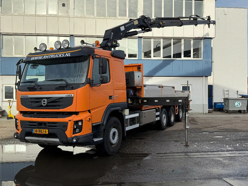 Volvo FM 420 8X2 EEV + HMF 2420-K3 + REMOTE + 5E & 6E FUNCTIE - Caminhão grua: foto 1 Volvo FM 420 8X2 EEV + HMF 2420-K3 + REMOTE + 5E & 6E FUNCTIE - Caminhão grua: foto 1