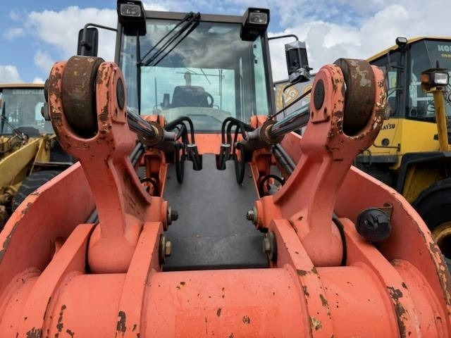 Carregadeira de rodas AHLMANN AS 150 E: foto 12 Carregadeira de rodas AHLMANN AS 150 E: foto 12