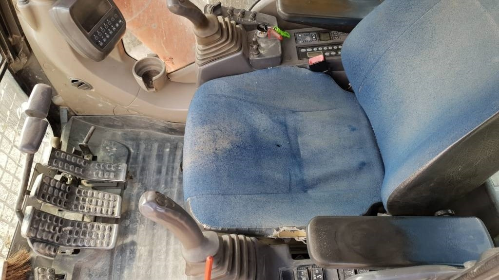 HITACHI ZX 470LCH-3 - Escavadora de rastos: foto 5 HITACHI ZX 470LCH-3 - Escavadora de rastos: foto 5