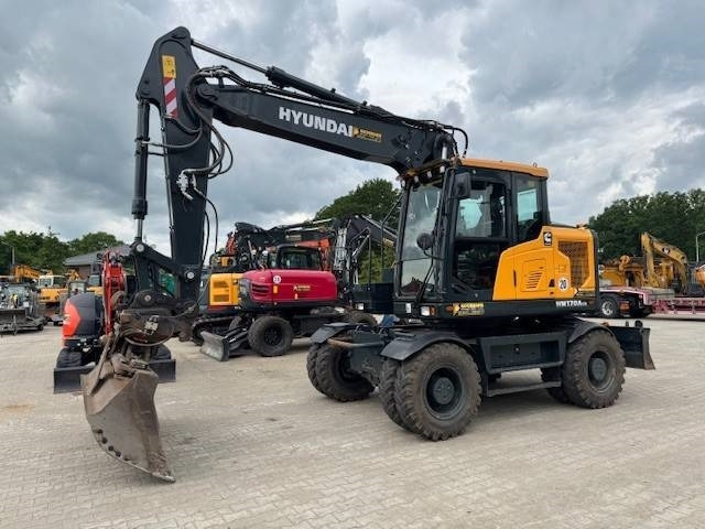 HYUNDAI HW170 ACR - Escavadeira de rodas: foto 2 HYUNDAI HW170 ACR - Escavadeira de rodas: foto 2