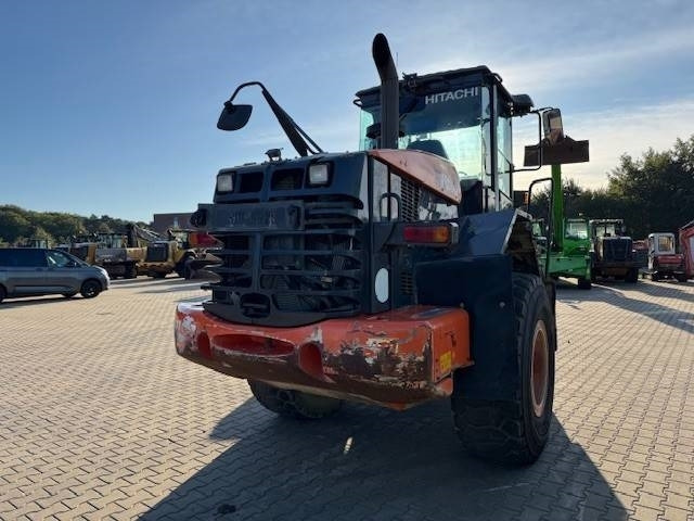 Carregadeira de rodas Hitachi ZW 180: foto 8