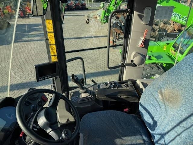 Carregadeira de rodas Hitachi ZW 180: foto 12