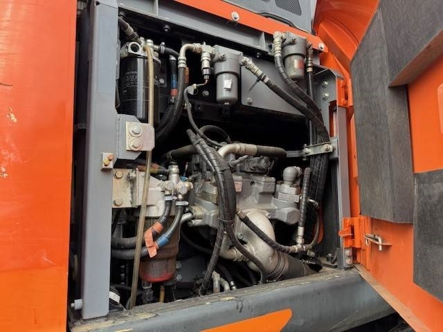 Hitachi ZX 170 W  - Escavadeira de rodas: foto 5 Hitachi ZX 170 W  - Escavadeira de rodas: foto 5