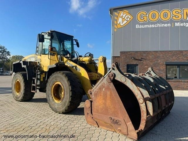 KOMATSU WA320-5 - Carregadeira de rodas: foto 1 KOMATSU WA320-5 - Carregadeira de rodas: foto 1