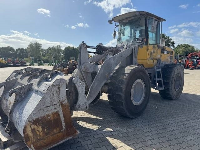 Komatsu WA 250-5 - Carregadeira de rodas: foto 4 Komatsu WA 250-5 - Carregadeira de rodas: foto 4