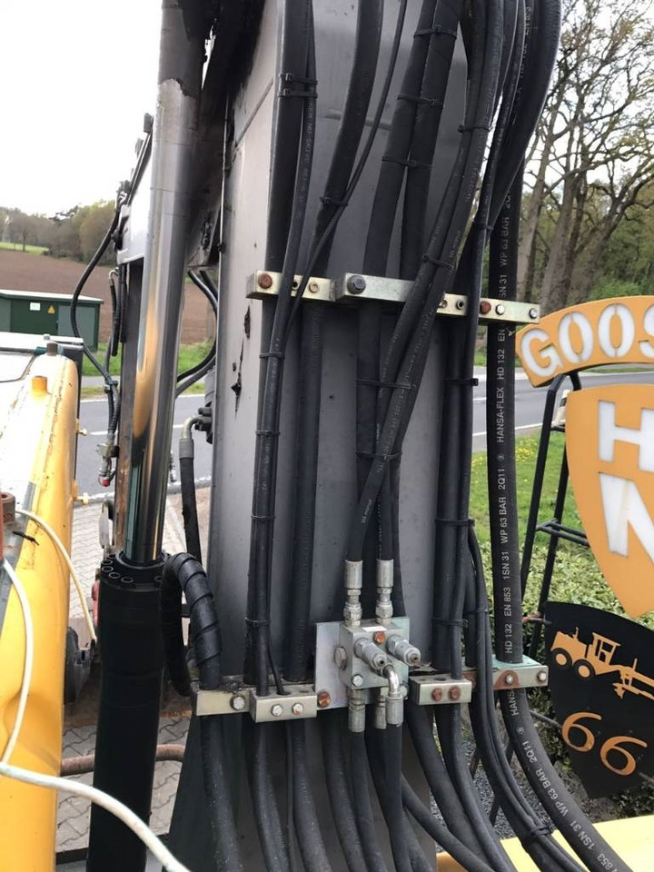 Escavadeira de rodas Volvo EW 160 B: foto 10