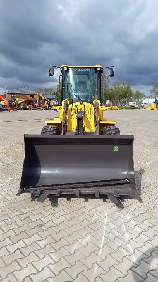 Volvo L 30 G - Carregadeira de rodas: foto 2 Volvo L 30 G - Carregadeira de rodas: foto 2