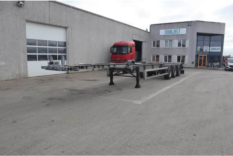 HFR Container chassis - Semireboque transportador de contêineres/ Caixa móvel: foto 1 HFR Container chassis - Semireboque transportador de contêineres/ Caixa móvel: foto 1