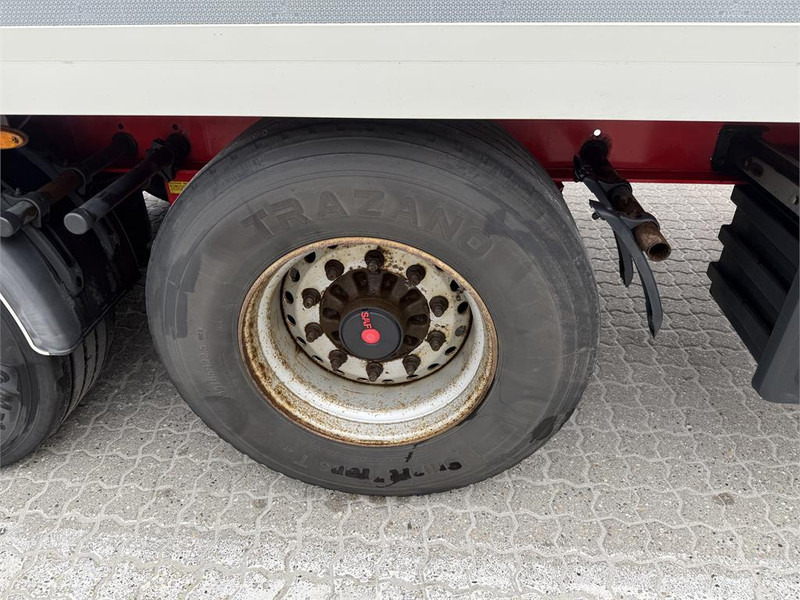 Semireboque furgão KEL-BERG Boxtrailer / Kofferauflieger / Bokstrailer: foto 17 Semireboque furgão KEL-BERG Boxtrailer / Kofferauflieger / Bokstrailer: foto 17