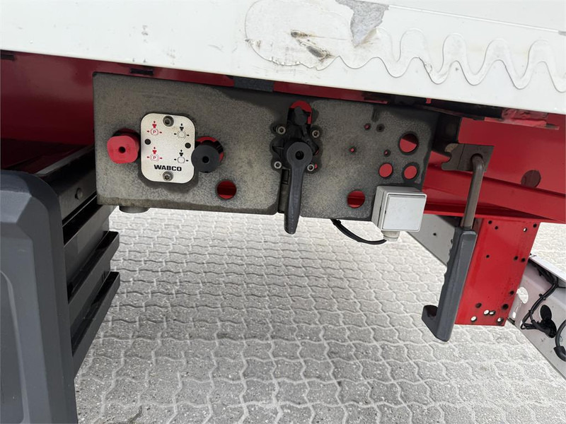 Semireboque furgão KEL-BERG Boxtrailer / Kofferauflieger / Bokstrailer: foto 15 Semireboque furgão KEL-BERG Boxtrailer / Kofferauflieger / Bokstrailer: foto 15