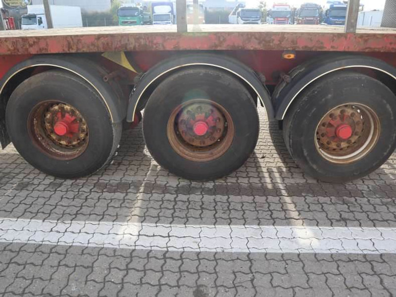MTDK Cranetrailer/Kranauflieger/Krantrailer - Semi-reboque plataforma/ Caixa aberta: foto 5 MTDK Cranetrailer/Kranauflieger/Krantrailer - Semi-reboque plataforma/ Caixa aberta: foto 5