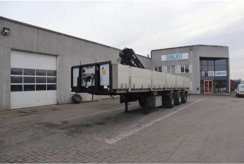 Van Hool Cranetrailer/Krantrailer/Kranauflieger - Semi-reboque plataforma/ Caixa aberta: foto 1 Van Hool Cranetrailer/Krantrailer/Kranauflieger - Semi-reboque plataforma/ Caixa aberta: foto 1