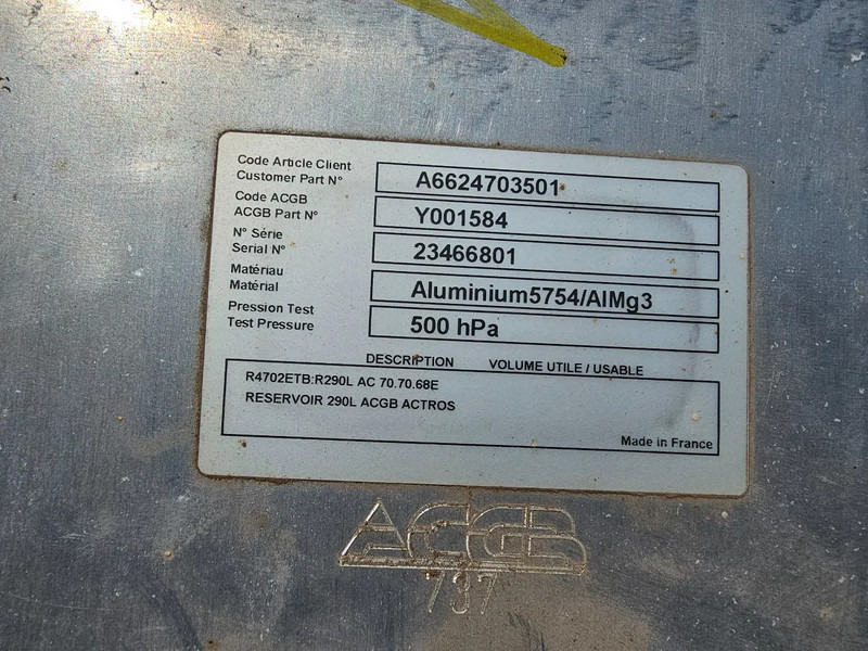 ACGB 787 Mercedes Actros - A6624703501 - Dieseltank 290 Liter - Tanque de combustível de Caminhão: foto 5 ACGB 787 Mercedes Actros - A6624703501 - Dieseltank 290 Liter - Tanque de combustível de Caminhão: foto 5