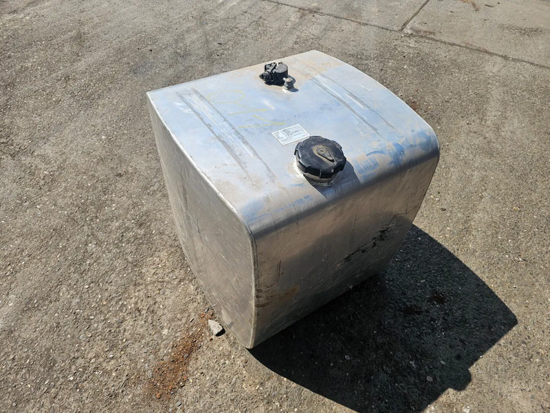 ACGB 787 Mercedes Actros - A6624703501 - Dieseltank 290 Liter - Tanque de combustível de Caminhão: foto 2 ACGB 787 Mercedes Actros - A6624703501 - Dieseltank 290 Liter - Tanque de combustível de Caminhão: foto 2