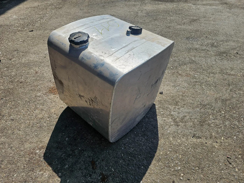 ACGB 787 Mercedes Actros - A6624703501 - Dieseltank 290 Liter - Tanque de combustível de Caminhão: foto 3 ACGB 787 Mercedes Actros - A6624703501 - Dieseltank 290 Liter - Tanque de combustível de Caminhão: foto 3