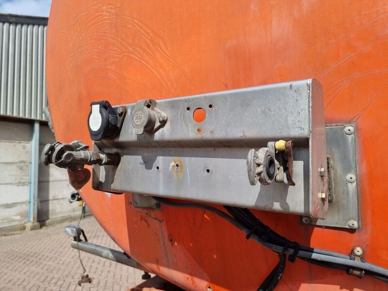 Semirreboque tanque Burg Chemical - INOX - RVS - 31 m3 - 3 Comp.: foto 14
