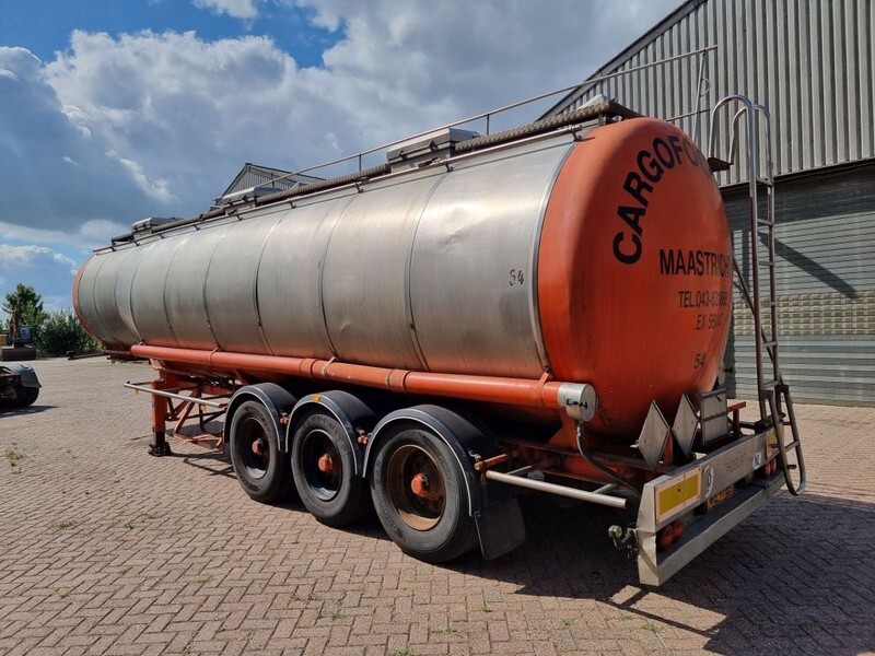 Semirreboque tanque Burg Chemical - INOX - RVS - 31 m3 - 3 Comp.: foto 8