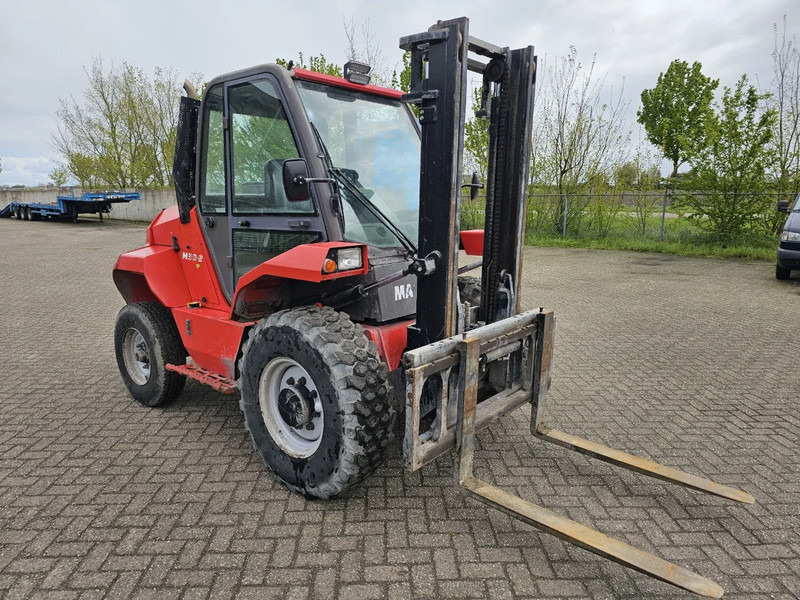Manitou M 30-2 4ST3B - Empilhador todo-o-terreno: foto 5 Manitou M 30-2 4ST3B - Empilhador todo-o-terreno: foto 5