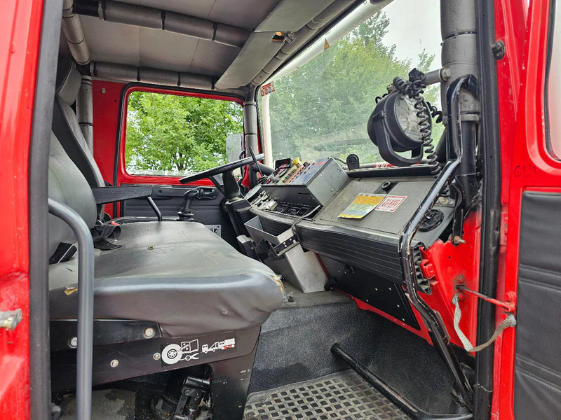 Carro de bombeiro Renault M210 Arbois 3500L: foto 8