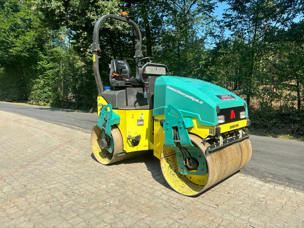 AMMANN ARX 26 - Compactador pequeno de asfalto: foto 4 AMMANN ARX 26 - Compactador pequeno de asfalto: foto 4