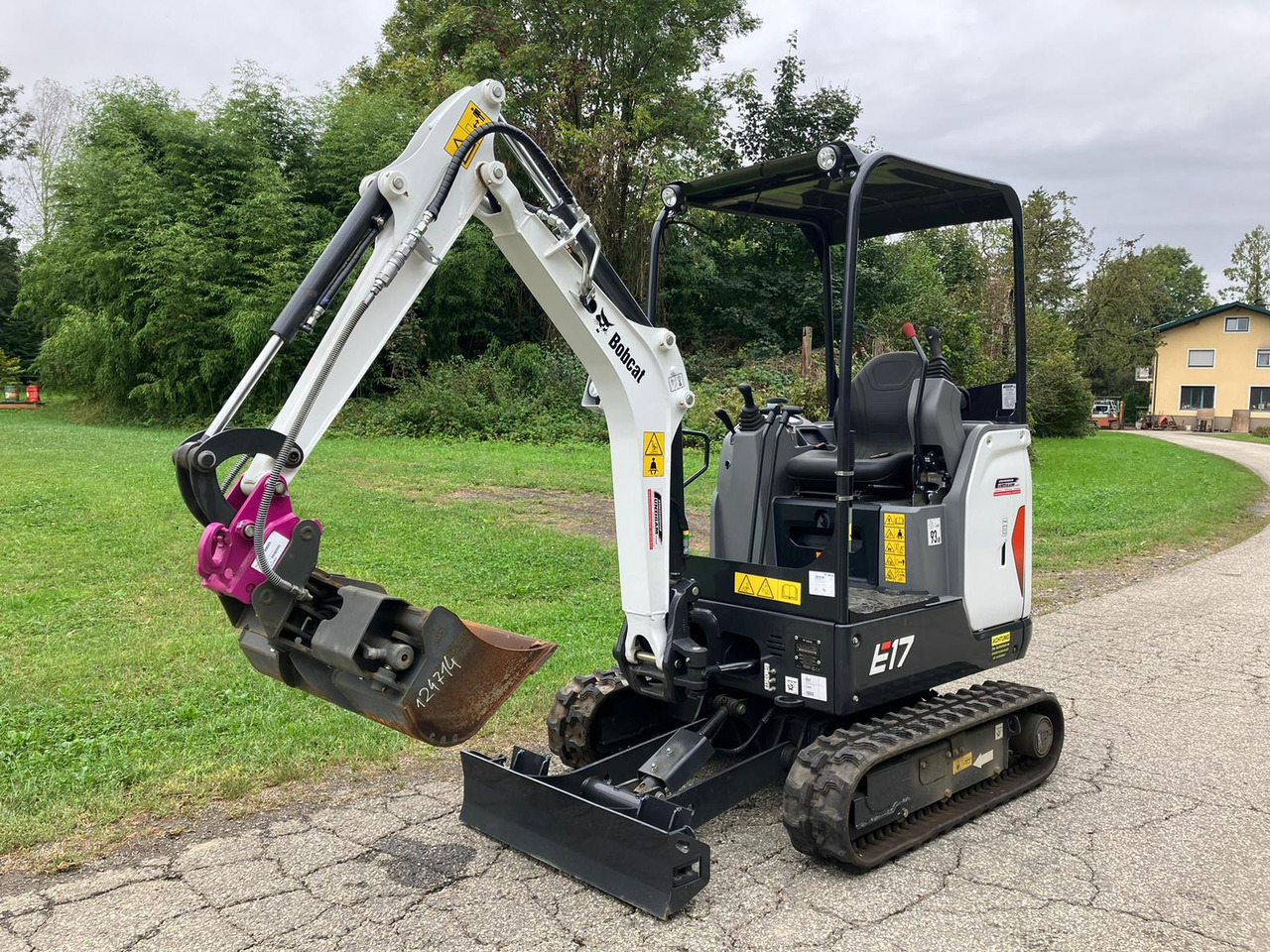 BOBCAT E17 - Mini escavadeira: foto 3 BOBCAT E17 - Mini escavadeira: foto 3