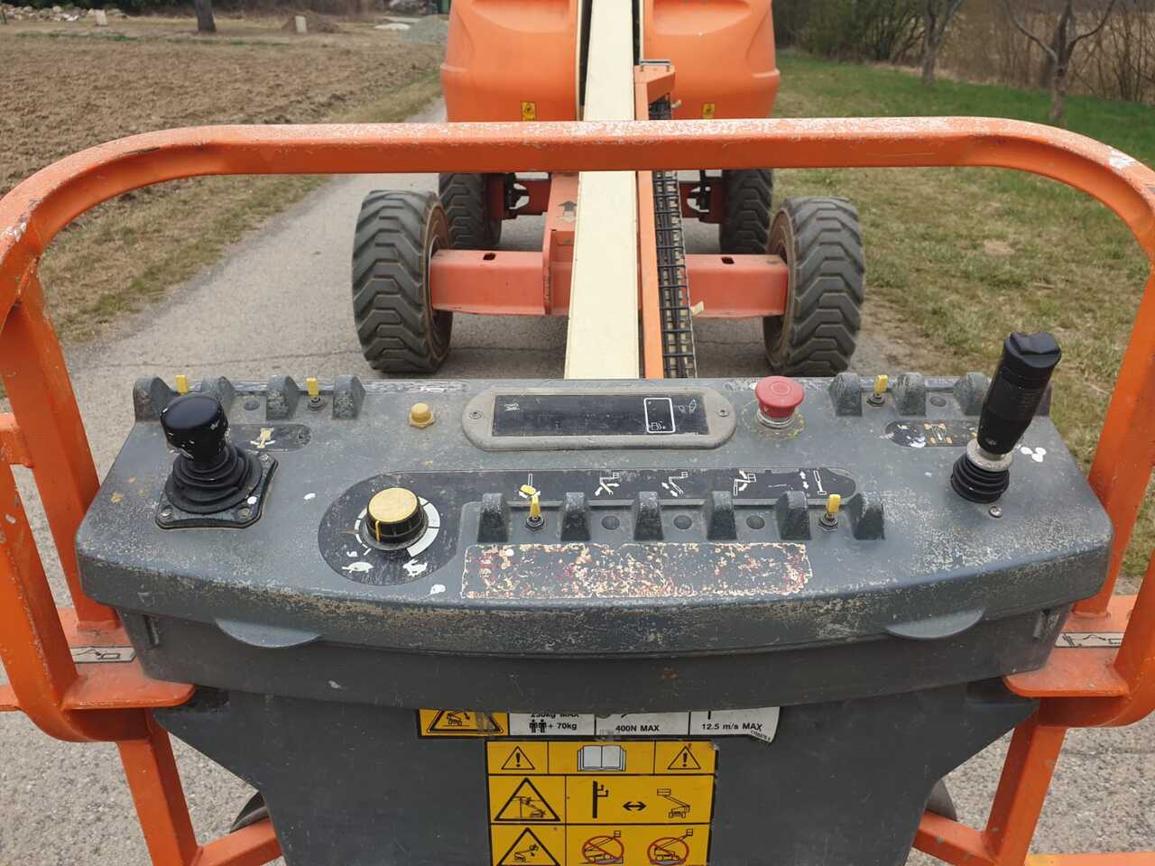 Plataforma telescópica JLG 400 S: foto 8