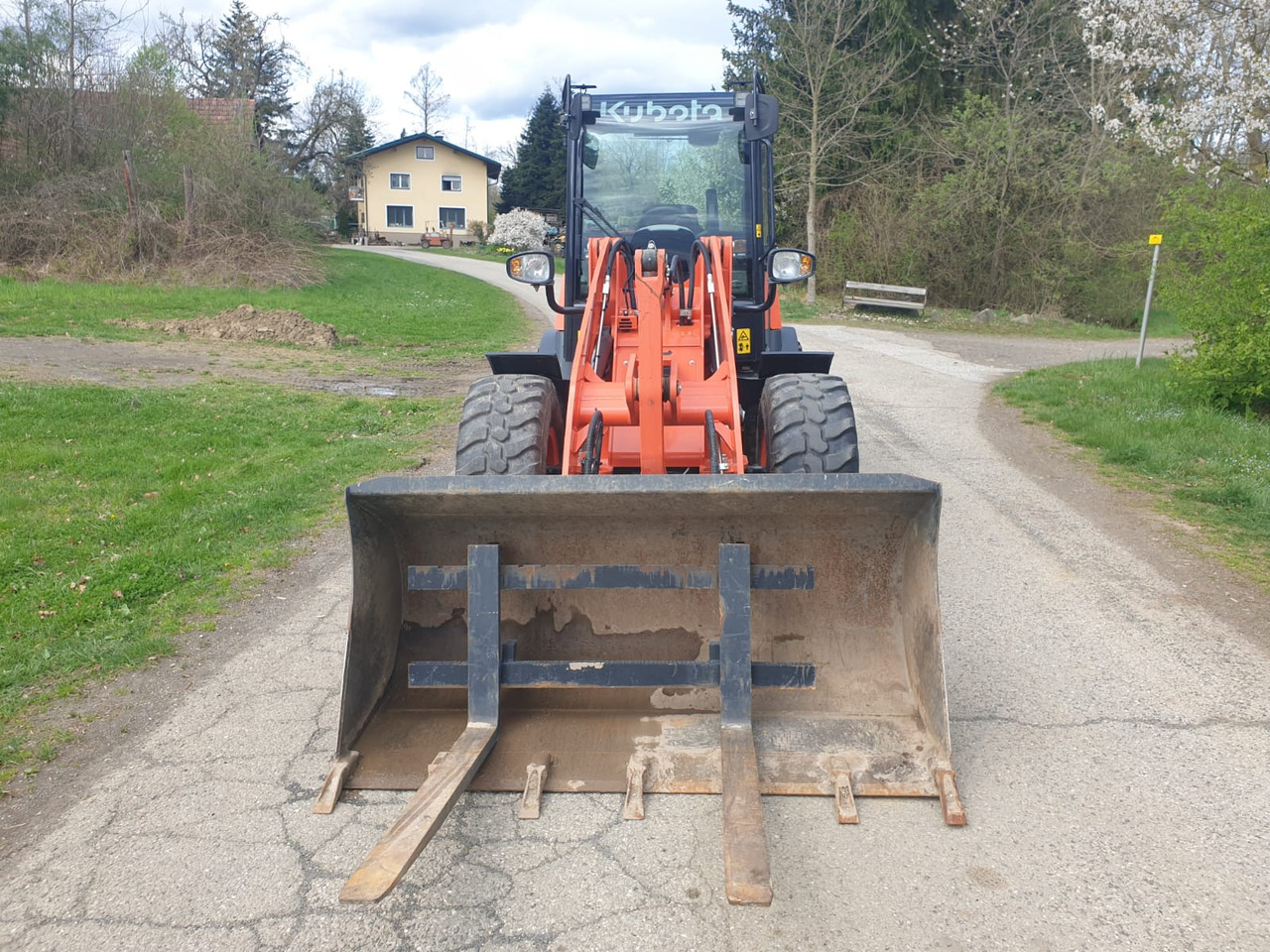 KUBOTA R 070 - Carregadeira de rodas: foto 4 KUBOTA R 070 - Carregadeira de rodas: foto 4