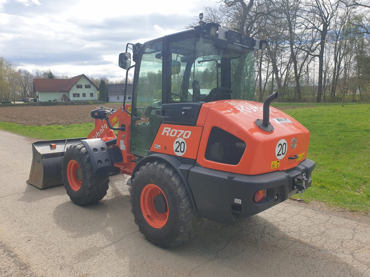 Carregadeira de rodas KUBOTA R 070: foto 6