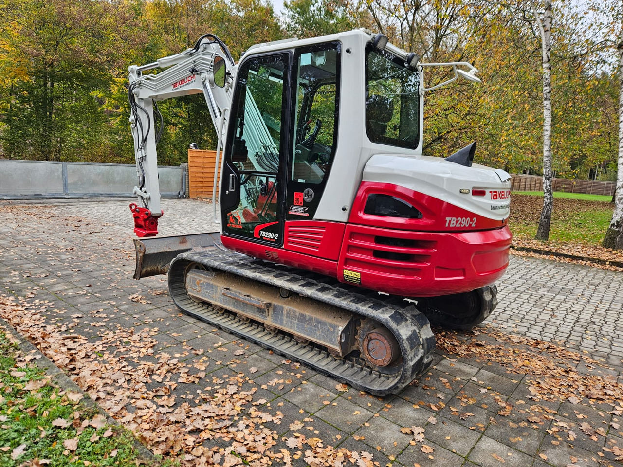 TAKEUCHI TB 290-2 - Mini escavadeira: foto 4 TAKEUCHI TB 290-2 - Mini escavadeira: foto 4