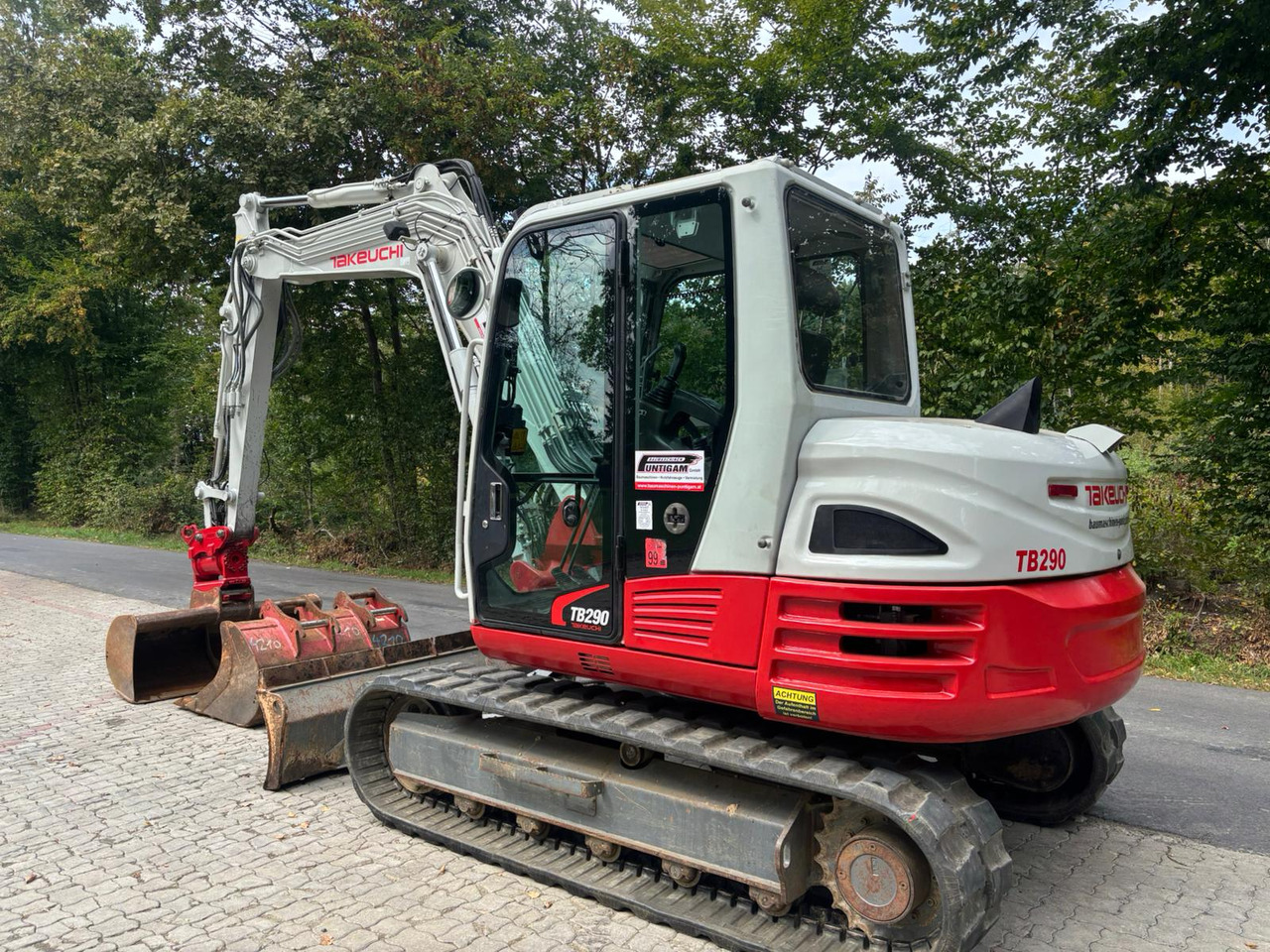 TAKEUCHI TB 290 - Mini escavadeira: foto 5 TAKEUCHI TB 290 - Mini escavadeira: foto 5