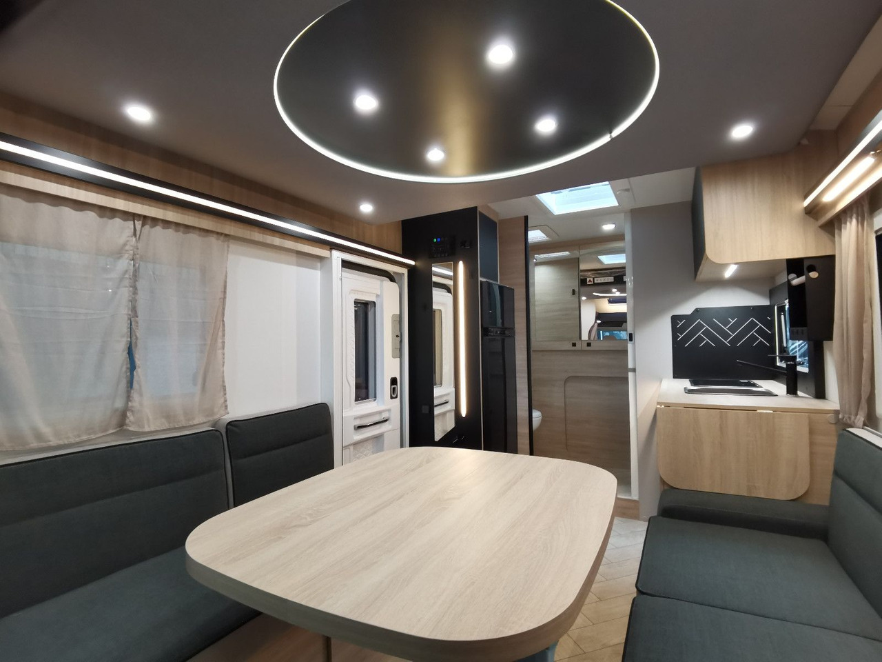 Autocaravana perfilada Chausson 640 TITANIUM / -2026- / 165PS-9G. / XXL-HUBBETT: foto 8 Autocaravana perfilada Chausson 640 TITANIUM / -2026- / 165PS-9G. / XXL-HUBBETT: foto 8