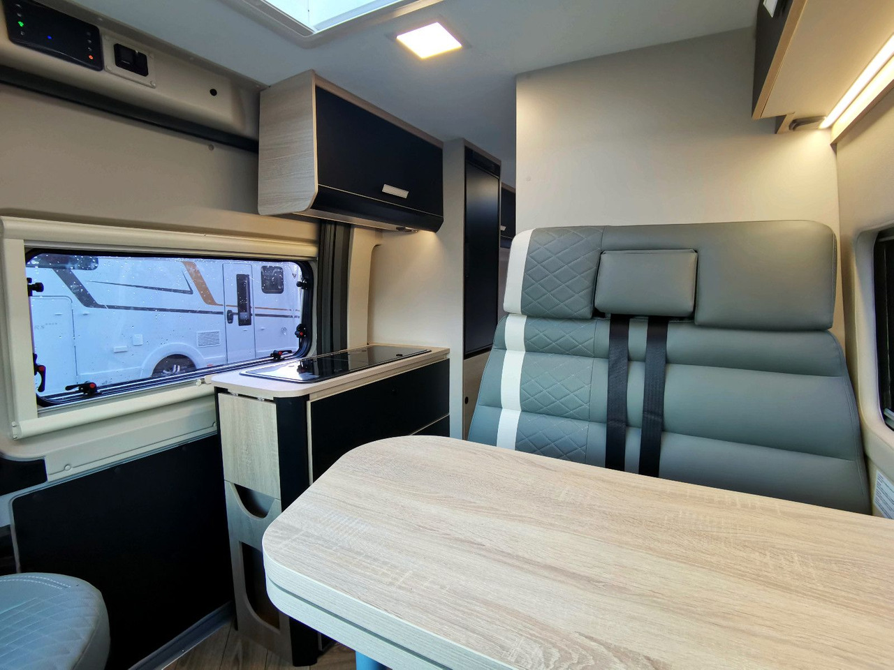 Campervan Chausson V697 SPORT LINE /-2025- / 140PS-8G /ARCTIC-PAKET: foto 12