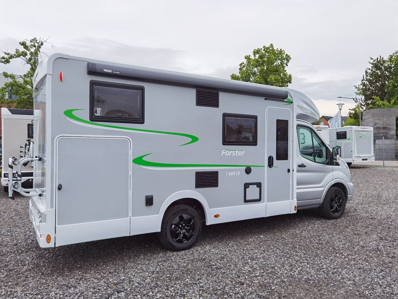 Forster T 669 EBN COUPÈ / 165PS - DSG / EINZELBETTEN - Autocaravana perfilada: foto 4 Forster T 669 EBN COUPÈ / 165PS - DSG / EINZELBETTEN - Autocaravana perfilada: foto 4