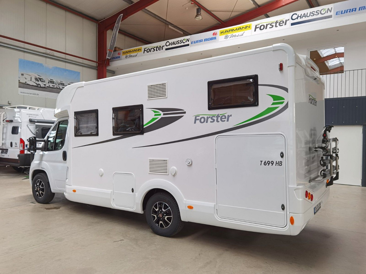 Forster T 699 HB / 140PS / EB - HUBBETT & HECKBETT - Autocaravana perfilada: foto 5 Forster T 699 HB / 140PS / EB - HUBBETT & HECKBETT - Autocaravana perfilada: foto 5