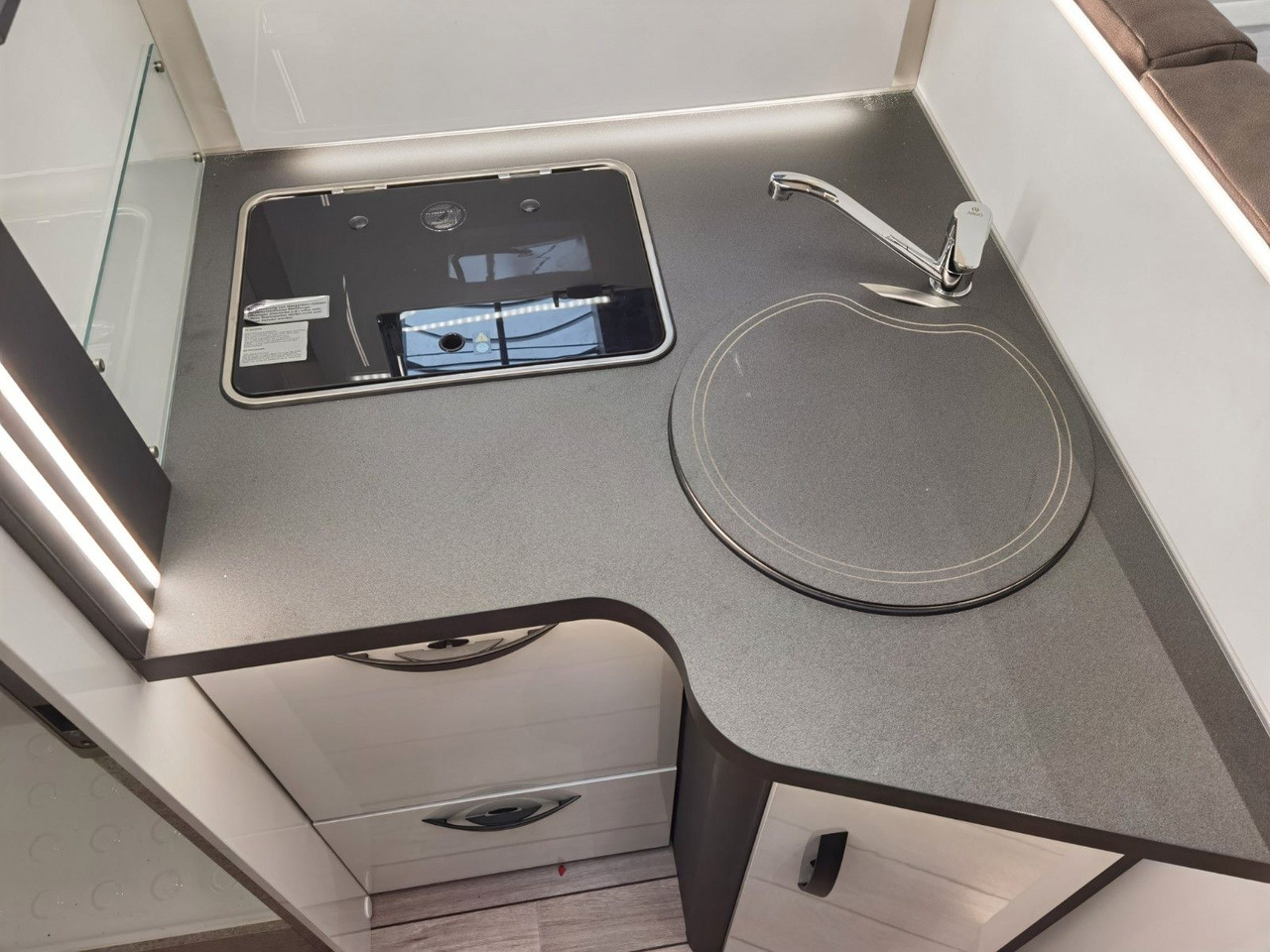 Autocaravana perfilada Forster T 745 EB /-2025-/ 140PS / EINZELBETTEN & RAUMBAD: foto 18 Autocaravana perfilada Forster T 745 EB /-2025-/ 140PS / EINZELBETTEN & RAUMBAD: foto 18