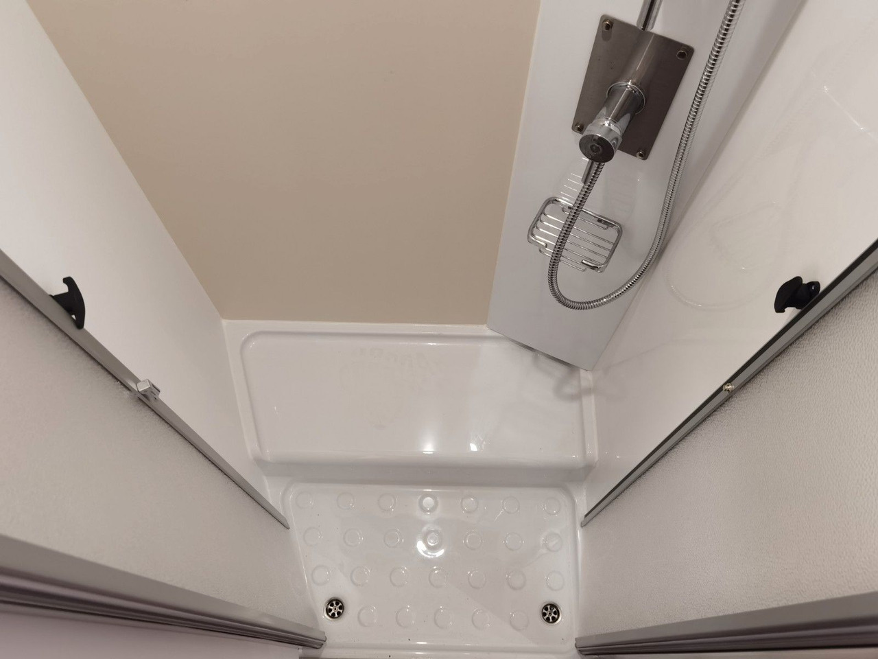 Autocaravana perfilada Forster T 745 EB /-2025-/ 140PS / EINZELBETTEN & RAUMBAD: foto 23 Autocaravana perfilada Forster T 745 EB /-2025-/ 140PS / EINZELBETTEN & RAUMBAD: foto 23