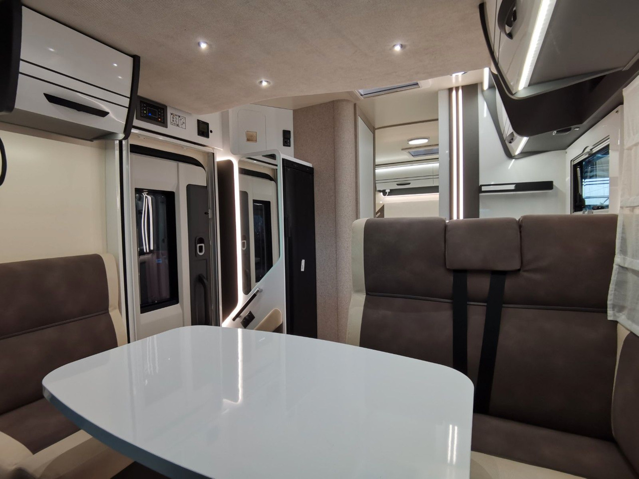 Autocaravana perfilada Forster T 745 EB /-2025-/ 140PS / EINZELBETTEN & RAUMBAD: foto 13 Autocaravana perfilada Forster T 745 EB /-2025-/ 140PS / EINZELBETTEN & RAUMBAD: foto 13