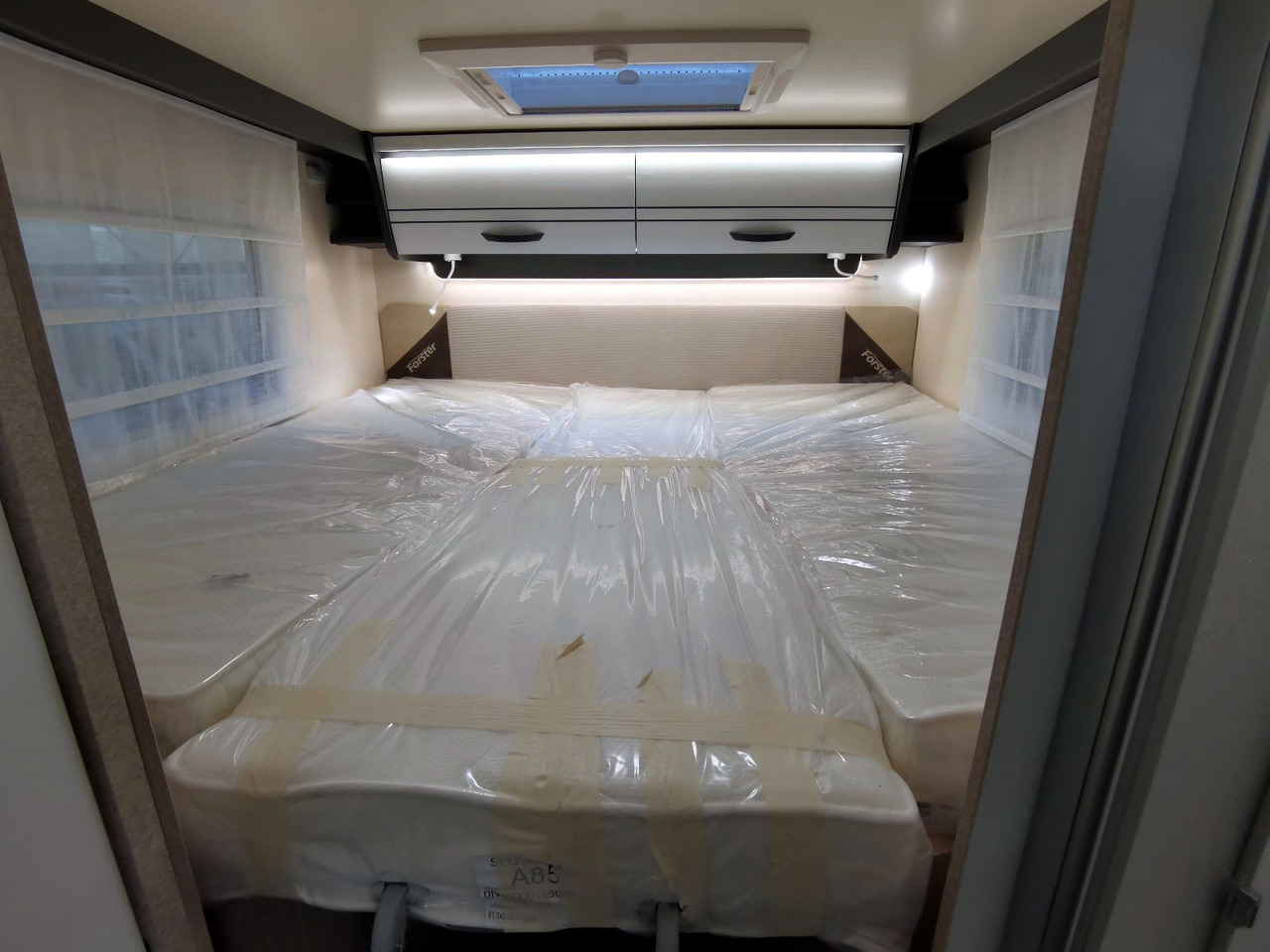 Autocaravana perfilada nuevo Forster T 745 EB /-MODELL 2025- / EINZELBETTEN & RAUMBAD: foto 20