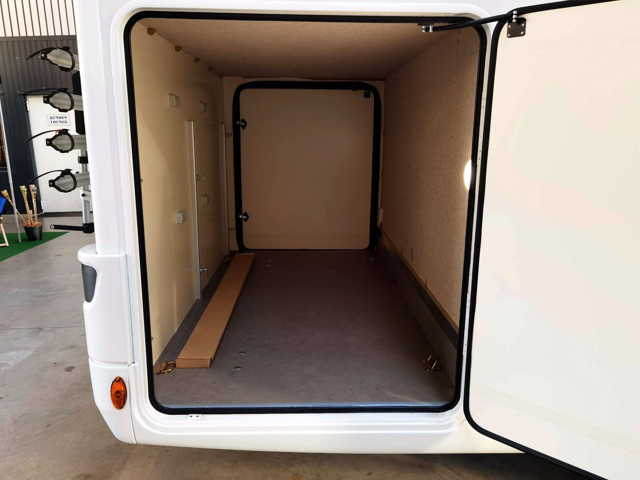 Autocaravana perfilada nuevo Forster T 745 EB /-MODELL 2025- / EINZELBETTEN & RAUMBAD: foto 11