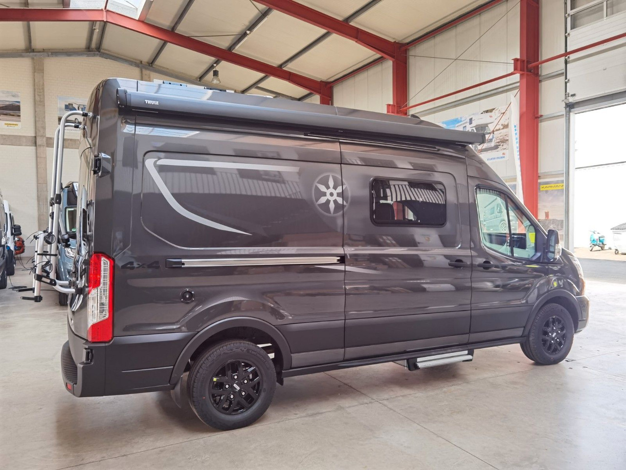 Karmann DEXTER 570 / 170 PS / 4x4/ ALU / SOLAR / MARKISE - Campervan: foto 4 Karmann DEXTER 570 / 170 PS / 4x4/ ALU / SOLAR / MARKISE - Campervan: foto 4