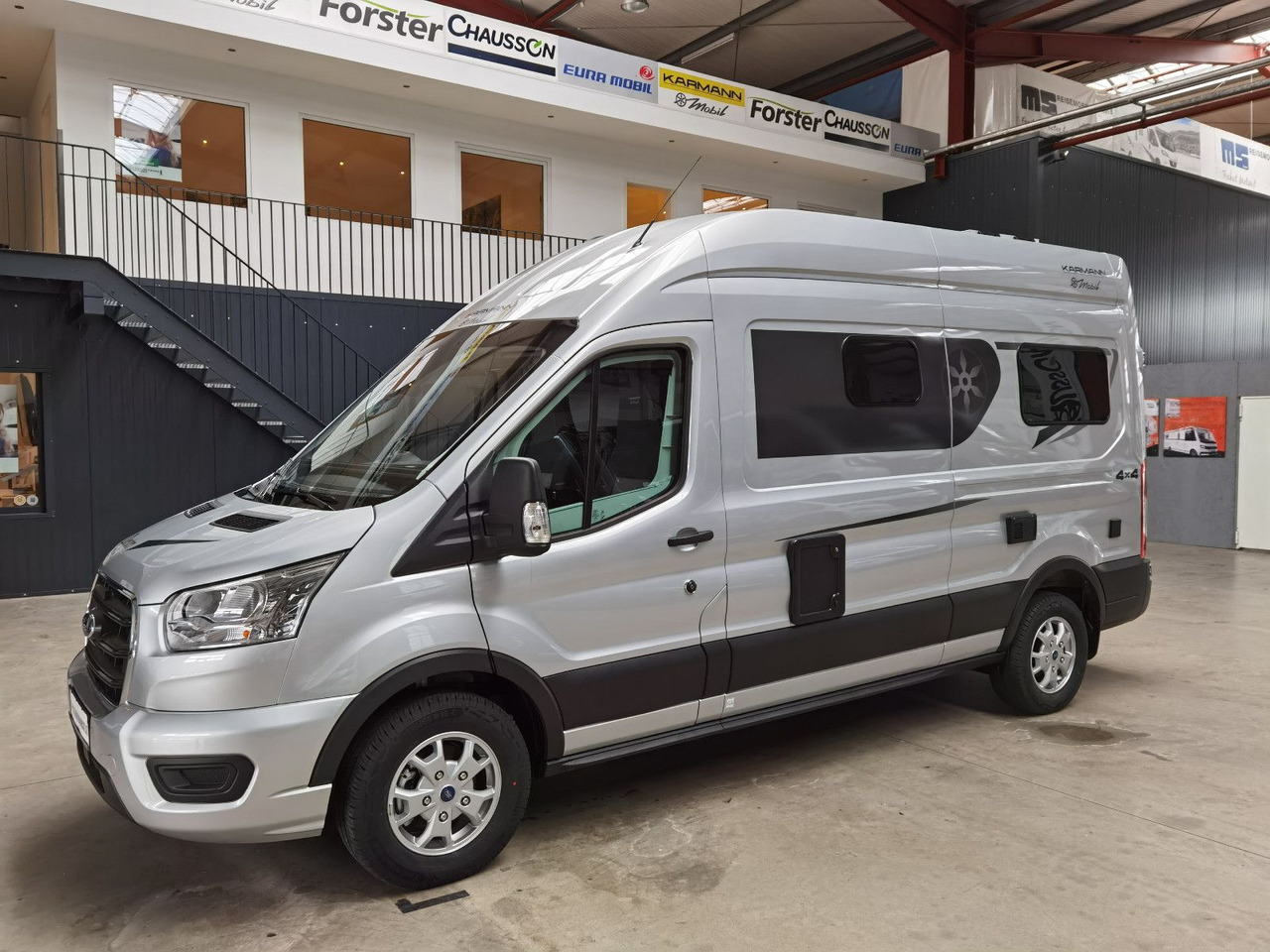 Karmann DEXTER 570 /170PS-4x4 /SOLAR/ AHK / EINZELBETTEN - Campervan: foto 5 Karmann DEXTER 570 /170PS-4x4 /SOLAR/ AHK / EINZELBETTEN - Campervan: foto 5