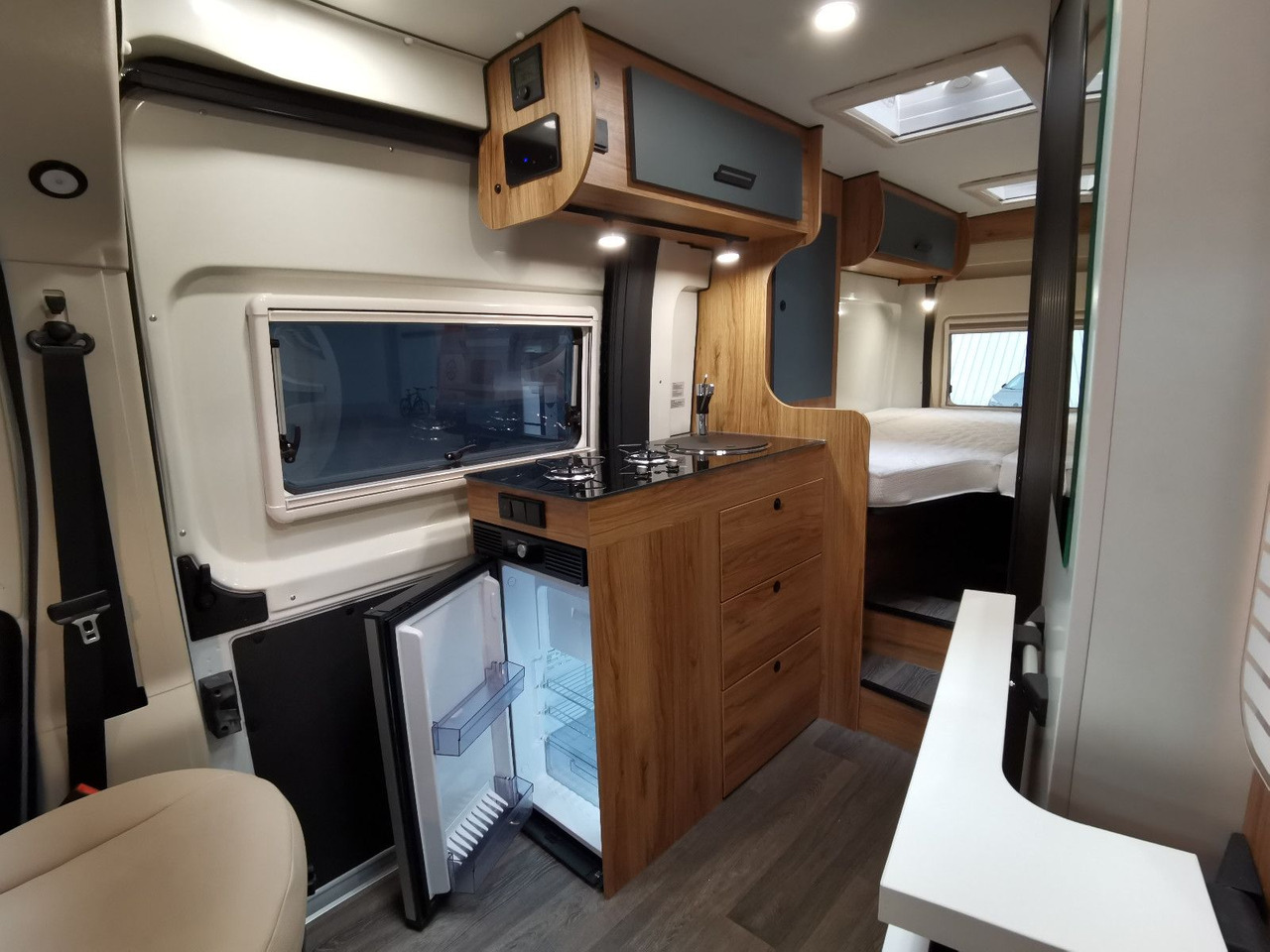 Karmann DEXTER 600 /MODELL 2026/ EINZELBETTEN 5.99M - Campervan: foto 1 Karmann DEXTER 600 /MODELL 2026/ EINZELBETTEN 5.99M - Campervan: foto 1