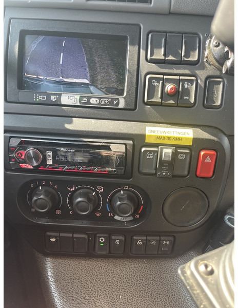 Caminhão de lixo DAF CF 290: foto 20