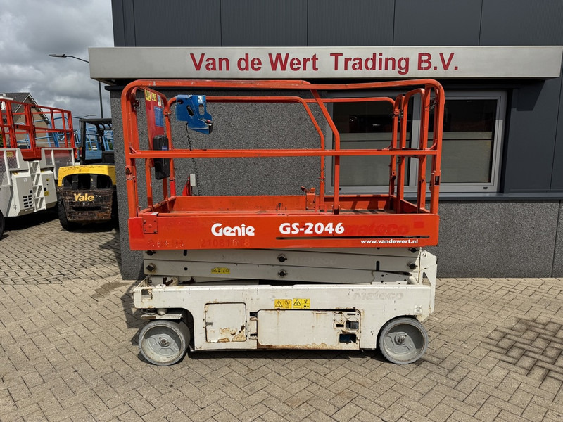 Genie GS2046 schaarlift schaar hoogwerker 2012 uur 8mtr werkhoogte - Plataforma de Tijera/ Plataforma de tesoura: foto 1 Genie GS2046 schaarlift schaar hoogwerker 2012 uur 8mtr werkhoogte - Plataforma de Tijera/ Plataforma de tesoura: foto 1