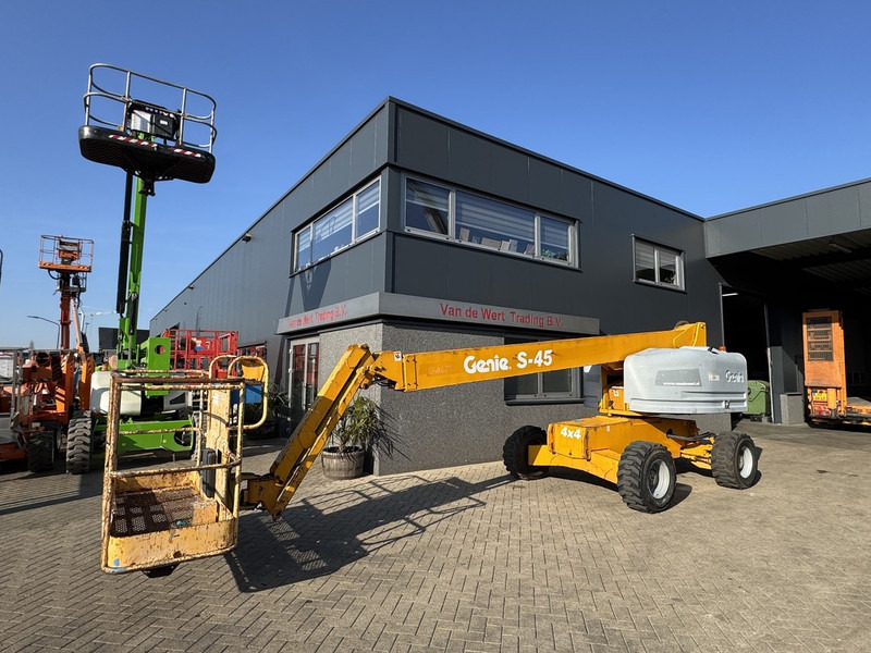 Genie S45 4x4 DEUTZ DIESEL 3000uur  15,7M Werkhoogte - Plataforma telescópica: foto 2 Genie S45 4x4 DEUTZ DIESEL 3000uur  15,7M Werkhoogte - Plataforma telescópica: foto 2