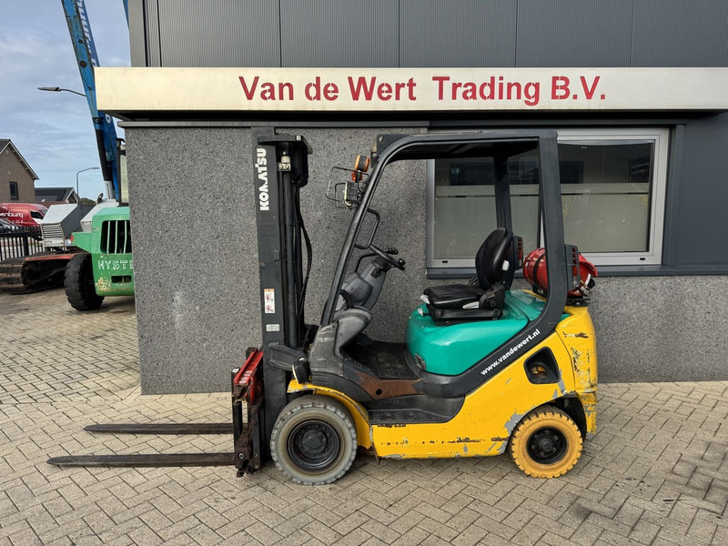 Komatsu FG15HT-20R Duplo 325 Sideshift / Vorkversteller LPG 2006 - Empilhadeira a gás: foto 1 Komatsu FG15HT-20R Duplo 325 Sideshift / Vorkversteller LPG 2006 - Empilhadeira a gás: foto 1