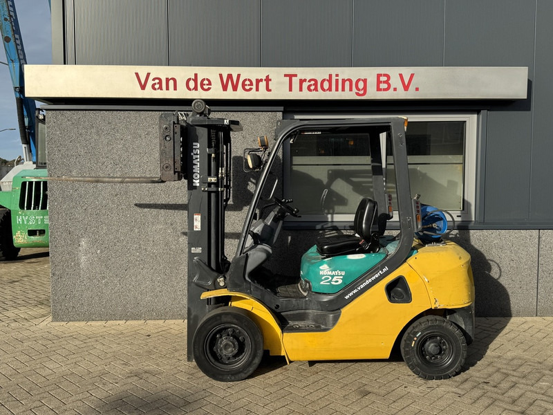 Komatsu FG25HT-16R Triplo 470 Freelift / Sideshift / Vorkversteller LPG 2008 - Empilhadeira a gás: foto 5 Komatsu FG25HT-16R Triplo 470 Freelift / Sideshift / Vorkversteller LPG 2008 - Empilhadeira a gás: foto 5