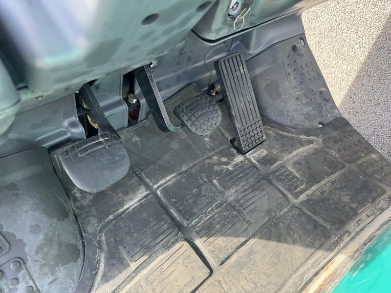 Empilhadeira a gás Komatsu FG25HT-16R Triplo 470 Freelift / Sideshift / Vorkversteller LPG 2008: foto 14 Empilhadeira a gás Komatsu FG25HT-16R Triplo 470 Freelift / Sideshift / Vorkversteller LPG 2008: foto 14